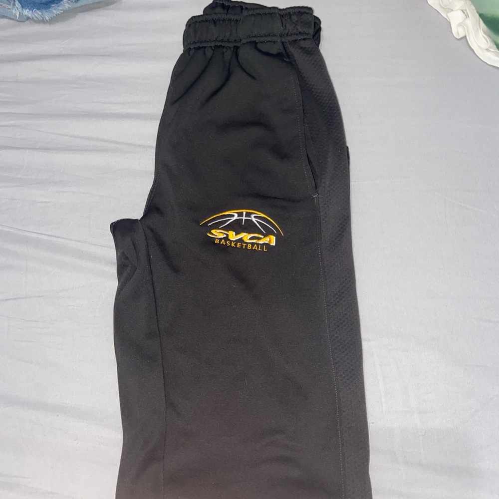sweat pants
